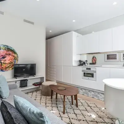 The Windmill Luxury Downtown