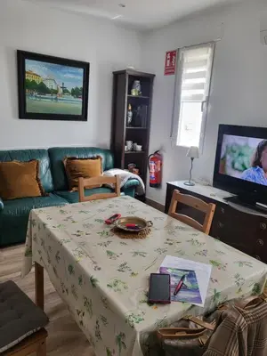 Una televisión o centro de entretenimiento en Vive en Madrid, plaza de Atocha