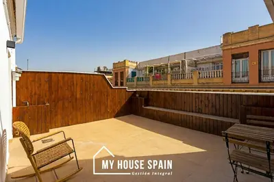 Un balcón o terraza de MyHouseSpain - Increíble piso con terraza