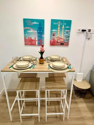 Plano de Renovated apartment 15 minutes from Sol