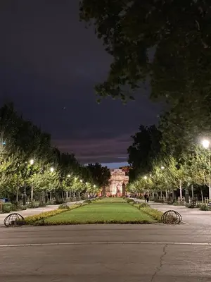 Jardín al aire libre en Private Rooms Madrid El Retiro