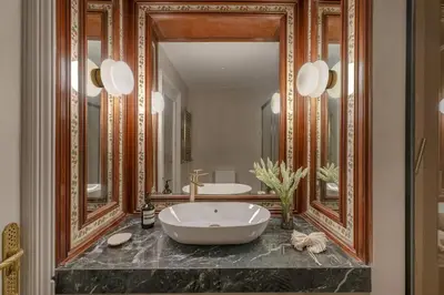 Un baño de Moderno y acogedor apartamento en Chamberí