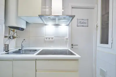 Una cocina o zona de cocina en Apartamento Madrid centro Atocha