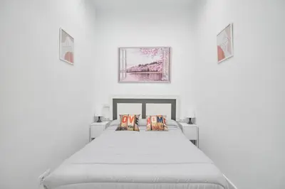 Cama o camas de una habitación en Apartamento Madrid centro Lavapies