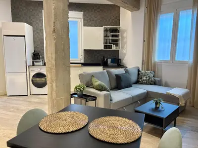 Una cocina o zona de cocina en Cozy apartment in Quince de Mayo by beBalmy