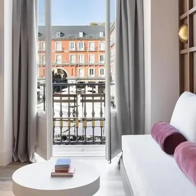 Felipe IV Apartment