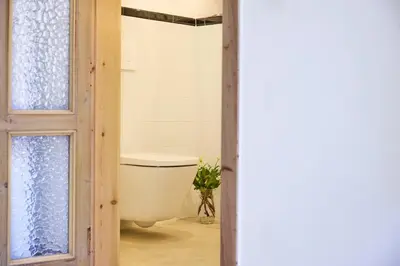 Un baño de Las Casas de San Félix