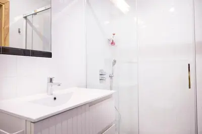 Un baño de Las Casas de San Félix