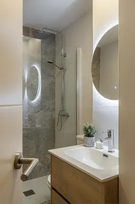 Un baño de Queen's Salamanca Boutique I - Alojamiento corta estancia