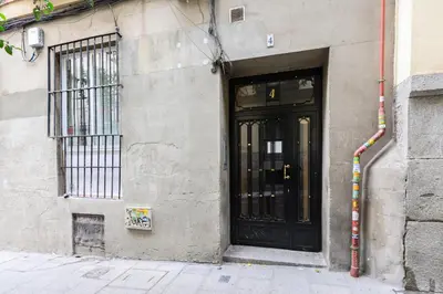 Fachada o entrada de PIZ401 Acogedor Estudio en el Centro de Madrid - Alquiler temporal