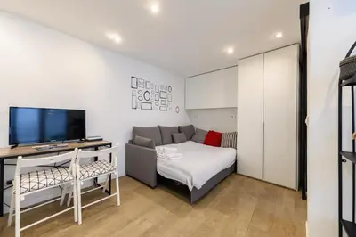 Cama o camas de una habitación en TES314E Acogedor Estudio en Centro de Madrid - Alquiler temporal