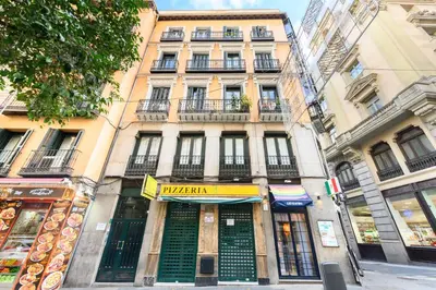 Edificio en el que se encuentra el apartamento