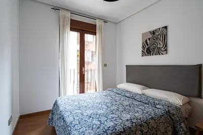 Cama o camas de una habitación en Céntrico, luminoso y silencioso