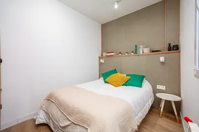Cama o camas de una habitación en Beautiful apartment in downtown Lavapies
