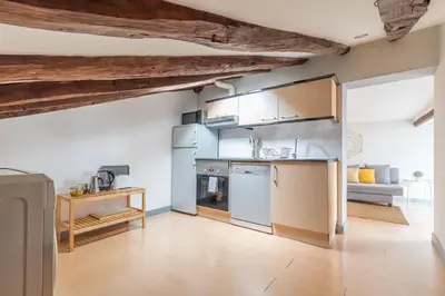 Una cocina o zona de cocina en Heima buhardilla de ensueño