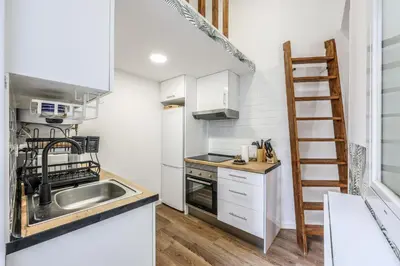Una cocina o zona de cocina en Urban Loft with Character - Puerta de Toledo