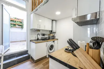 Una cocina o zona de cocina en Urban Loft with Character - Puerta de Toledo
