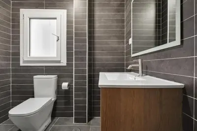Un baño de Nice apartment in Tirso de Molina