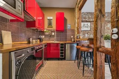 Una cocina o zona de cocina en Nice apartment in Tirso de Molina