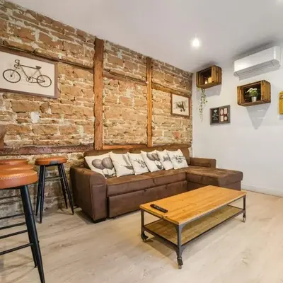 Nice apartment in Tirso de Molina