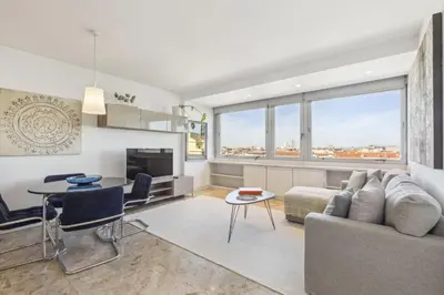 Zona de estar de Modern 1-Bed Apartment with Panoramic Views