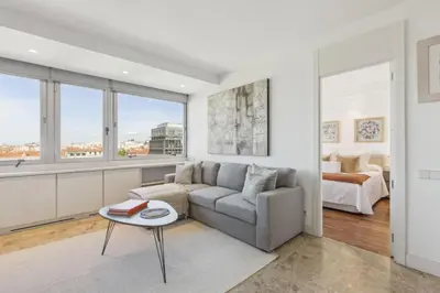 Cama o camas de una habitación en Modern 1-Bed Apartment with Panoramic Views