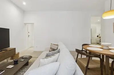 Una televisión o centro de entretenimiento en Central Madrid 2BR2BA Comfort Convenience