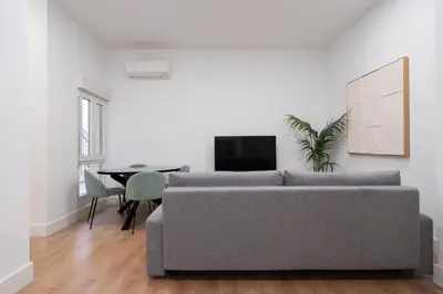 Plano de Apartamentos Boutique de Estreno de alquiler temporal