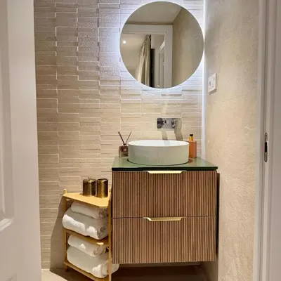 Un baño de Luxury apartment in downtown Madrid