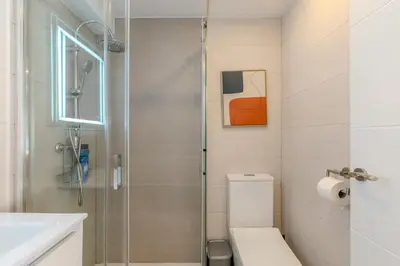 Un baño de Bright and Fantastic 1H - Arganzuela Apartment B