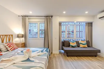Cama o camas de una habitación en Bright and Fantastic Studio - Apartment Embajadores A