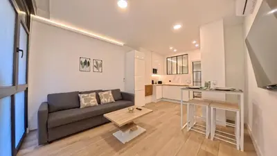 Una cocina o zona de cocina en Style and Comfort in Latina, Home for 4