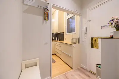 Una cocina o zona de cocina en OLM102BA - Amplio y luminoso piso de 2 dormitorios en el centro de Madrid - Alquiler temporal