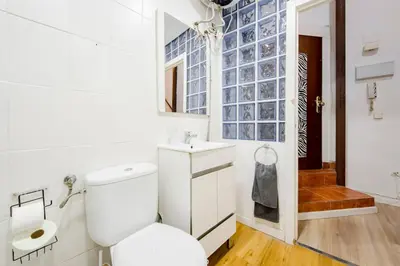 Un baño de Luxury Apartment in Chamberí