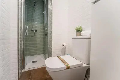 Un baño de Modern comfortable -1 Bedroom 1Bath-Malasaña