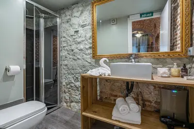 Un baño de Bonito estudio Palacio Real