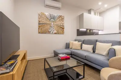 Zona de estar de Bright 2-Bed Apartment in Las Letras Madrid