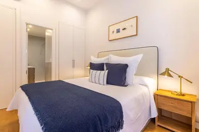 Cama o camas de una habitación en Charming Apartment in the Heart of Las Letras