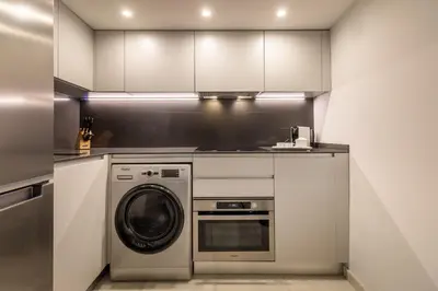 Una cocina o zona de cocina en Charming City-Center Duplex in Madrid