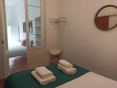 Cama o camas de una habitación en Atocha Luminoso y Amplio