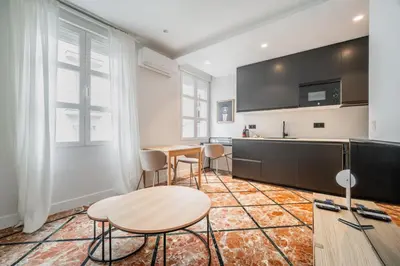 Una cocina o zona de cocina en Modern bright - 1Bedroom 1Bath-Malasaña