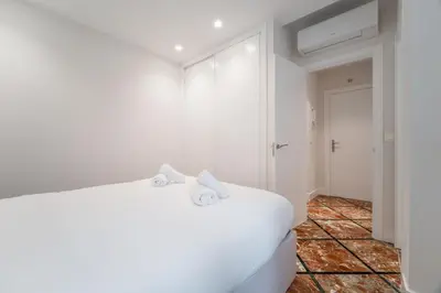 Cama o camas de una habitación en Modern bright - 1Bedroom 1Bath-Malasaña