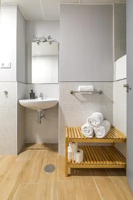 Un baño de Heima Madrid en las Letras. Alquiler temporal
