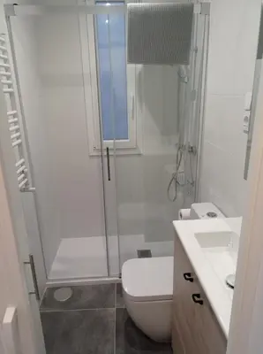 Un baño de Argüelles