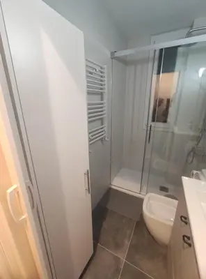 Un baño de Argüelles