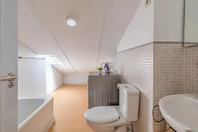 Un baño de Heima buhardilla de ensueño 4 D. Alquiler temporal