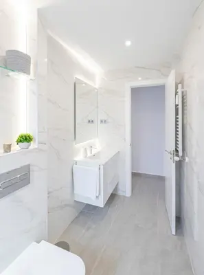 Un baño de Spacious and very bright in Prosperidad