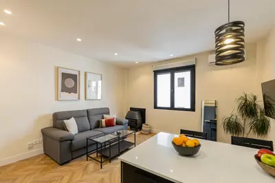 Zona de estar de Spacious apartment 15 minutes from Puerta del Sol