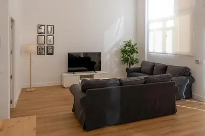 Plano de Apartamento de 3 habitaciones en Adelfas