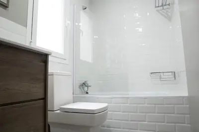 Un baño de Madrid City Center with Garage 3 bedrooms 2 baths